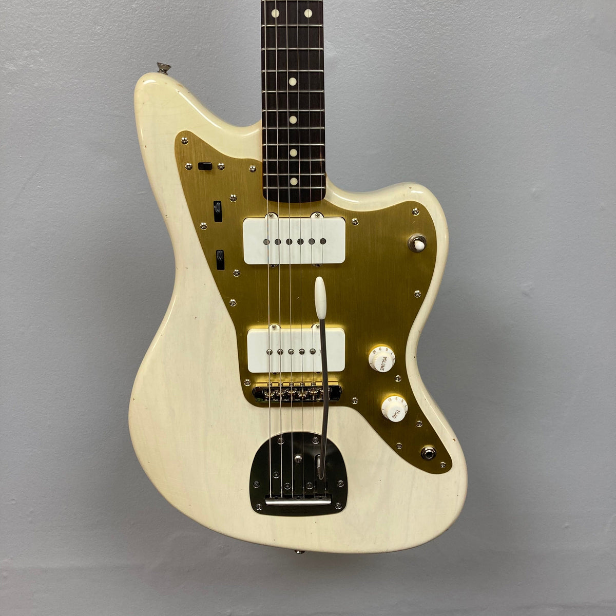 TopHat 59 Jazzavarius Blonde See Through Relic electric guitar with gold anodized guard and vintage-style maple neck.